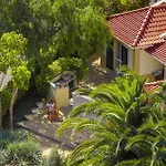 Casa De Ferias By An Island