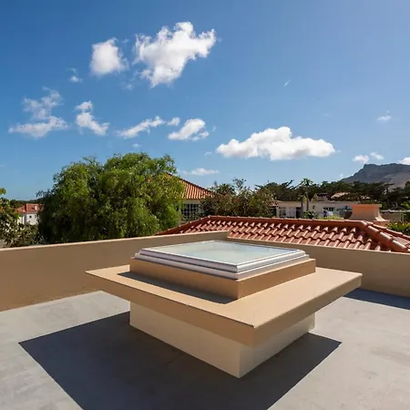 Casa De Ferias By An Island *