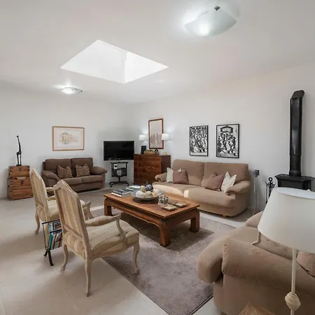 Semesterbostad Casa De Ferias By An Island