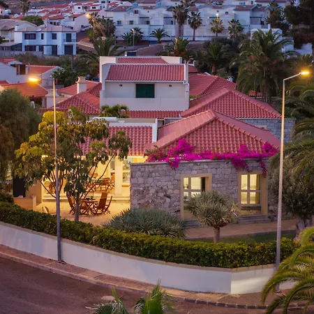 Semesterbostad Casa De Ferias By An Island