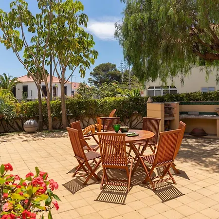 Casa De Ferias By An Island *