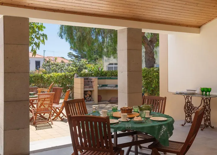 Casa De By An Island *